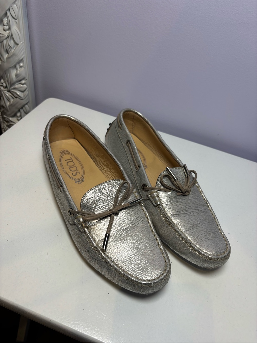 Tod's Womens Silver Metallic Leather Driving Loafers 39.5